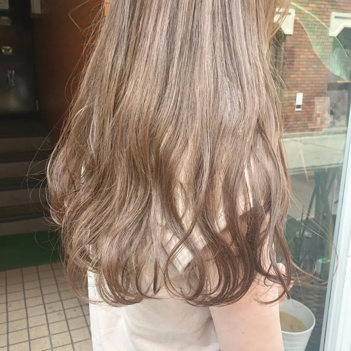 ミディアム カラー パーマ ヘアアレンジ メンズ キッズ ネイル マツエク・マツパ カット トリートメント 艶髪育成サロン 京橋　shinのヘアスタイル