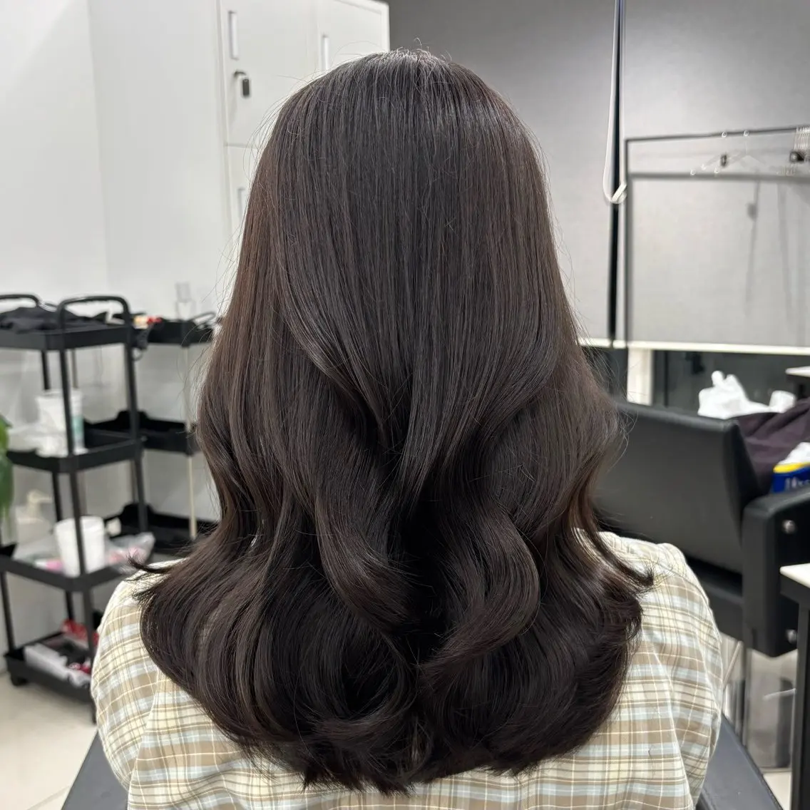 セミロング カラー ️髪質改善luce /美髪矯正🎀こゆきのヘアスタイル