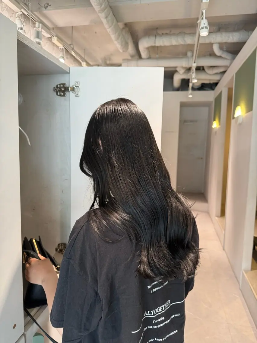 ダメージを抑えながらするうる透明感カラー💫の写真