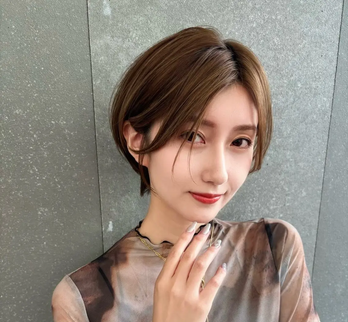 ショート ショートヘア 縮毛矯正 《髪質改善✖️レイヤ ー🩶》ナオヤのヘアスタイル