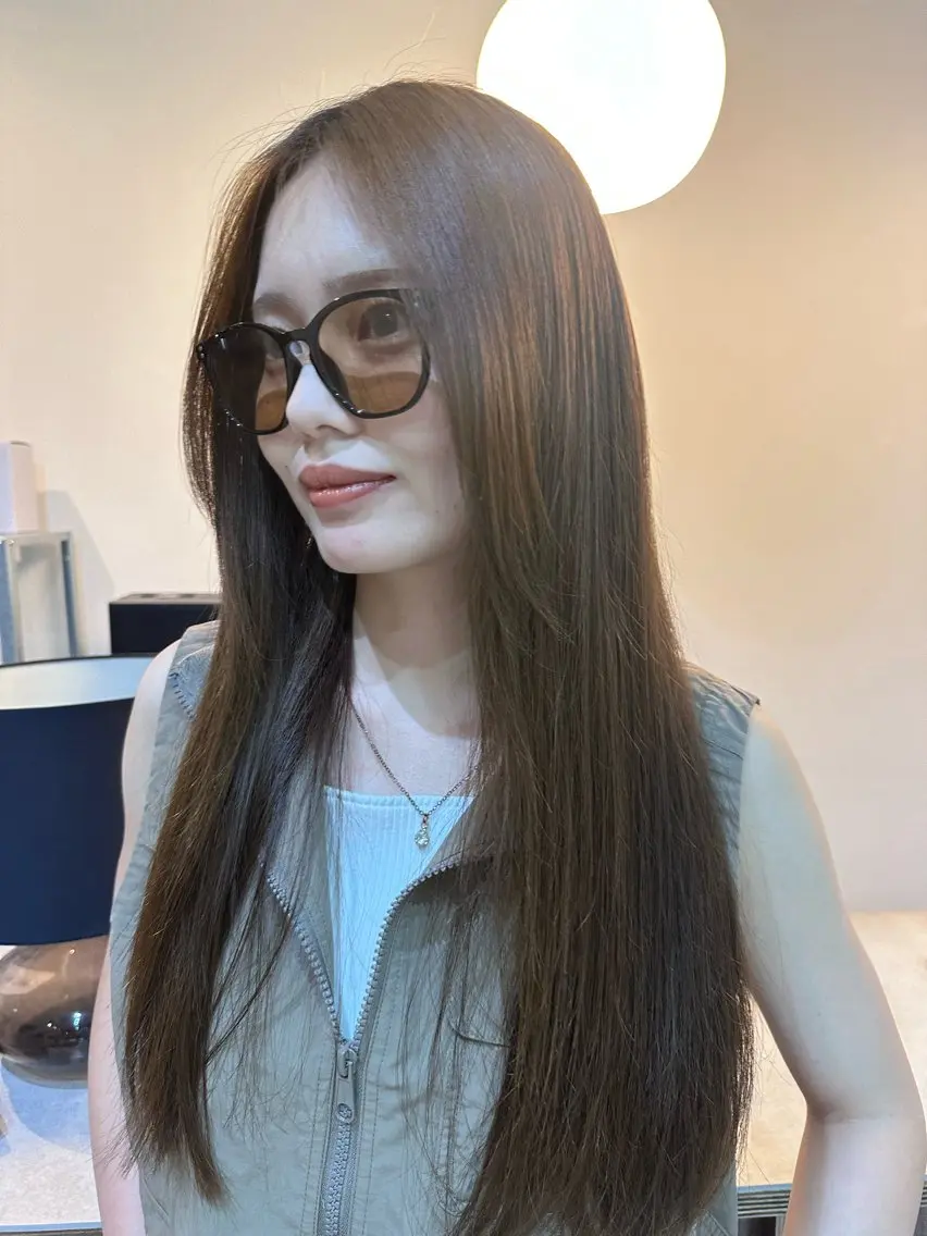 ロング Shiro RENのヘアスタイル