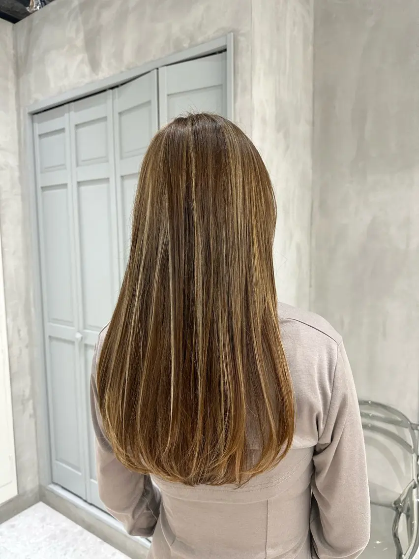 ロング カラー カット 縮毛矯正 トリートメント 艶髪/縮毛矯正 特化 ヒトシのヘアスタイル