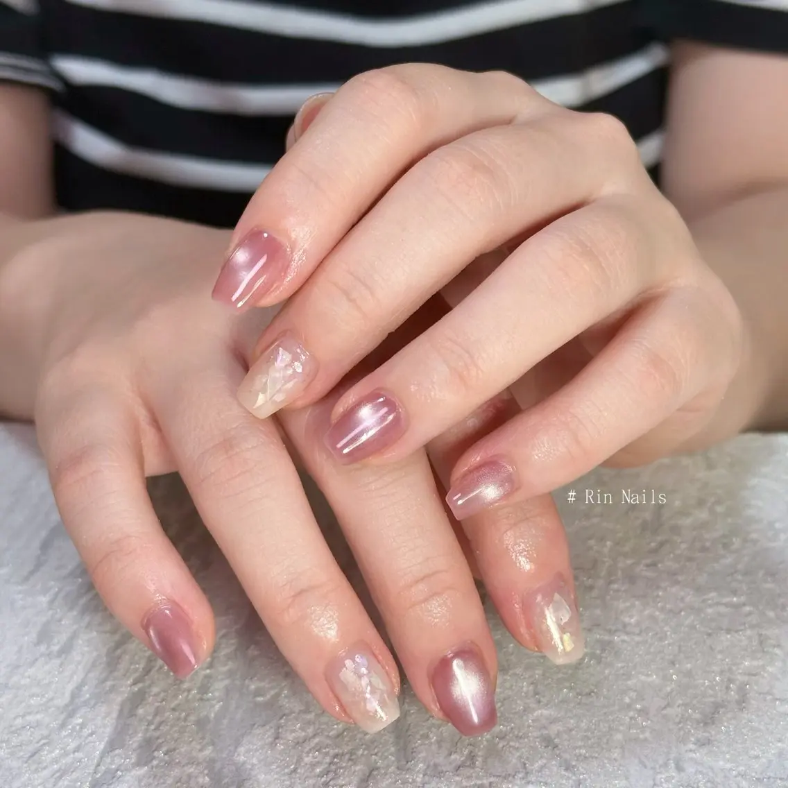 ショート 韓国風ヘア ハンドネイル RIN NAILS ᥫ᭡Migusaのネイルデザイン