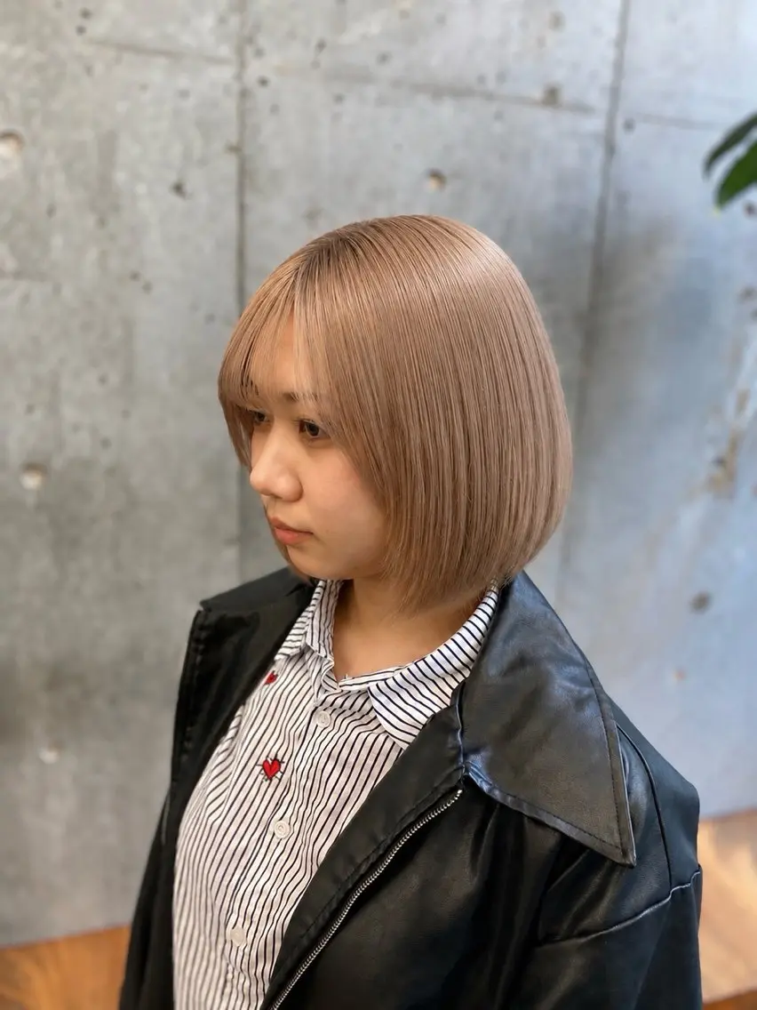 ショート カラー 🌈艶ハイトーン特化 🌈NOZOMUのヘアスタイル
