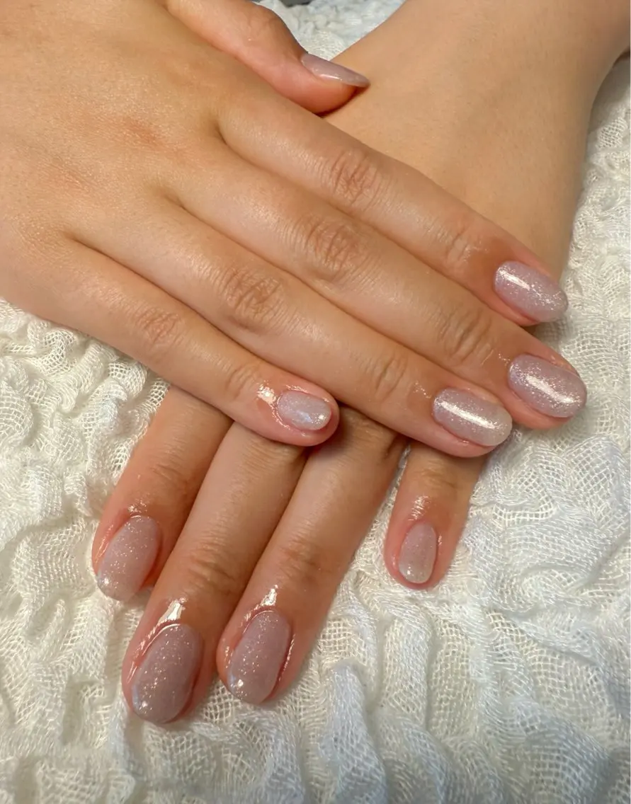 ネイル ラメ(グリッター) オフィスネイル ピンク ピンクベージュ シンプルネイル ハンドネイル nail salon Estelleのネイルデザイン