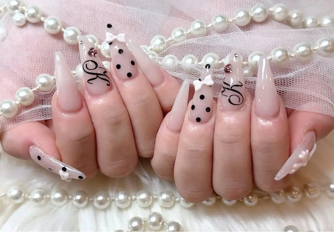 ネイル チークネイル 長さ出し フラッシュネイル フレンチネイル グラデーション ハンドネイル Lenie Nail Salonのネイルデザイン