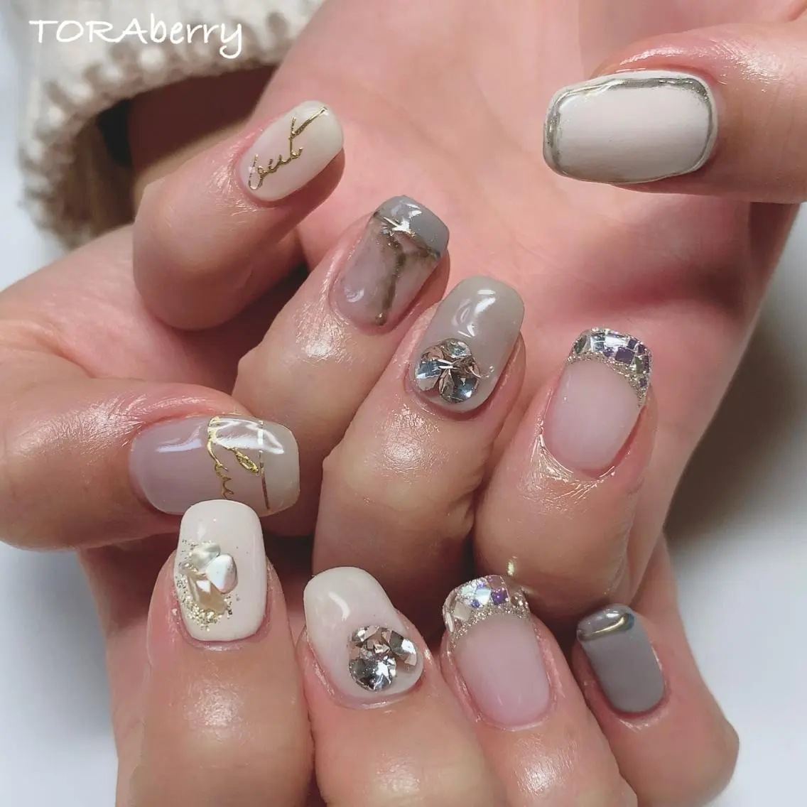 ネイル ネイリスト なつみのネイルデザイン