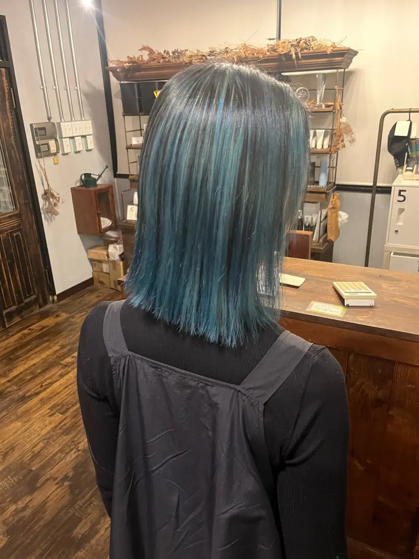 ミディアム カラー デザインカラー ヘアカラー 山下 明子のヘアスタイル