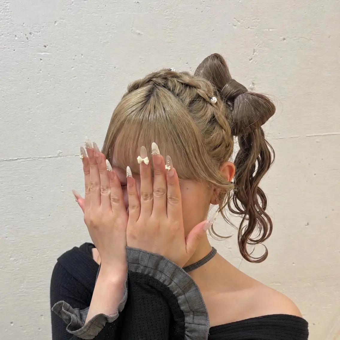 セミロング ヘアアレンジ ヘアセット 髪質改善ストレート/ ダブルカラー/くるみのヘアスタイル