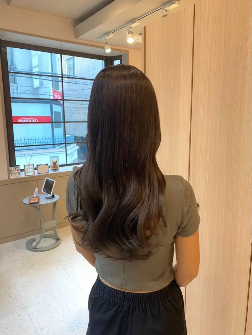 ロング カラー 透明感カラー rio .のヘアスタイル