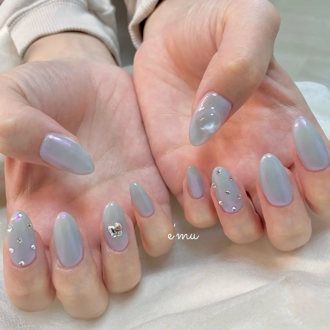 ネイル オーロラネイル ブルー ハンドネイル nail salon e'mu💐のネイルデザイン