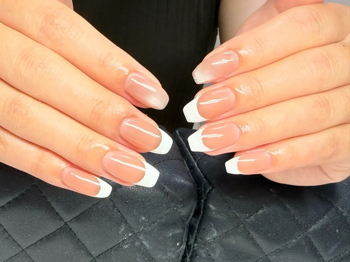 ネイル アートネイル チークネイル 長さ出し フラッシュネイル フットネイル ハンドネイル Nail Annのネイルデザイン