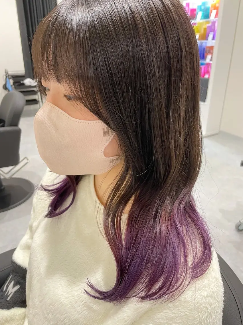 セミロング カラー グラデーションカラー パープルカラー Amour なぐらのヘアスタイル
