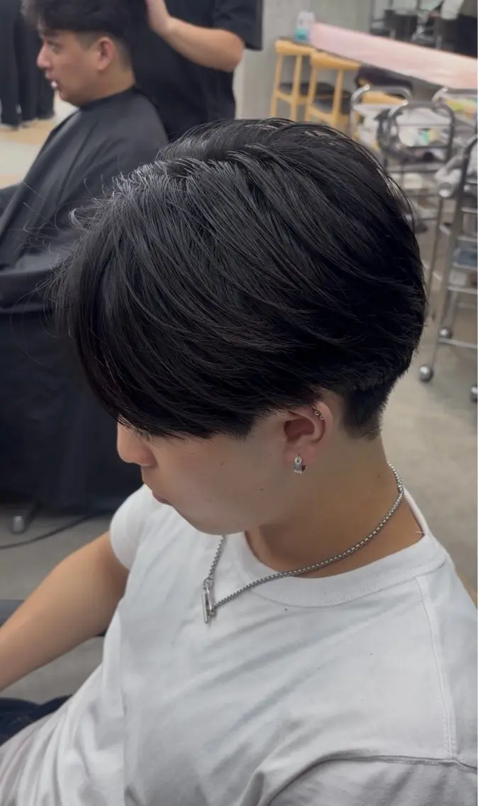 ショート カラー メンズ 伊藤 蒼彩のヘアスタイル