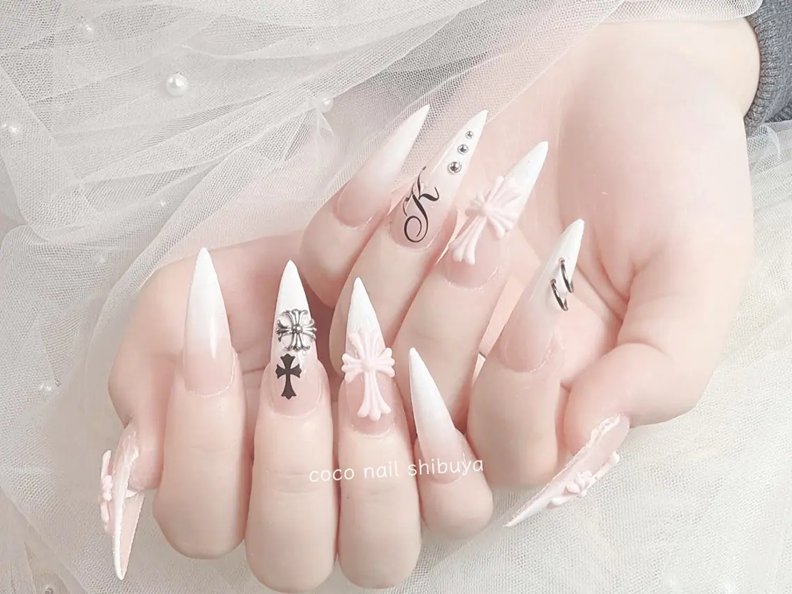 ネイル 長さ出し 韓国ネイル ロングネイル 持ち込み スーパーロングネイル ハンドネイル CoCo Nail 長さ出し専門店のネイルデザイン