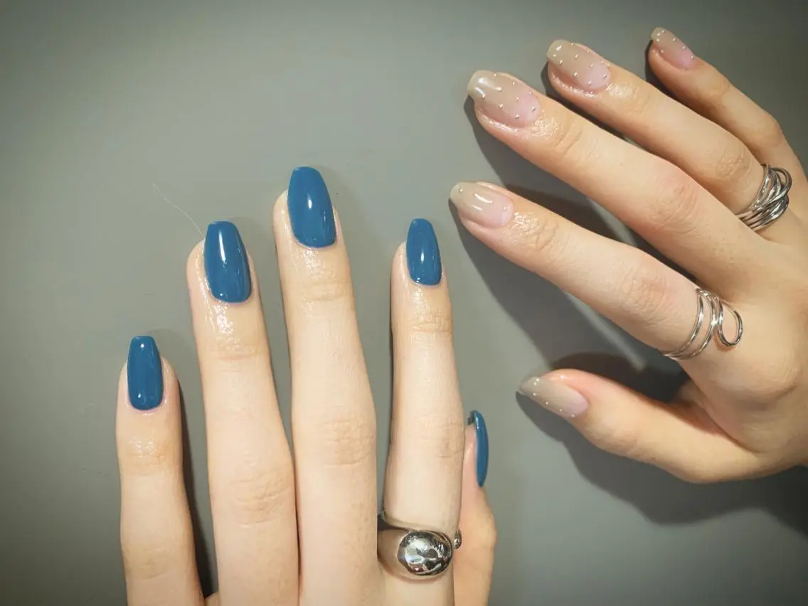 ネイル アートネイル ラメ(グリッター) 大理石ネイル(マーブル) ミラーネイル 冬ネイル ハンドネイル nail room カジカジのネイルデザイン