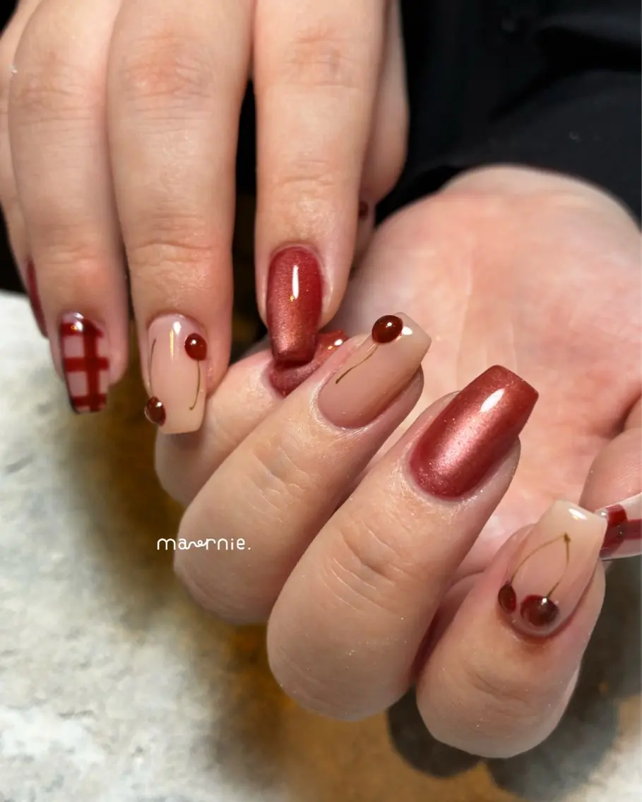 ネイル フットネイル ハンドケア nail room marnie.のネイルデザイン