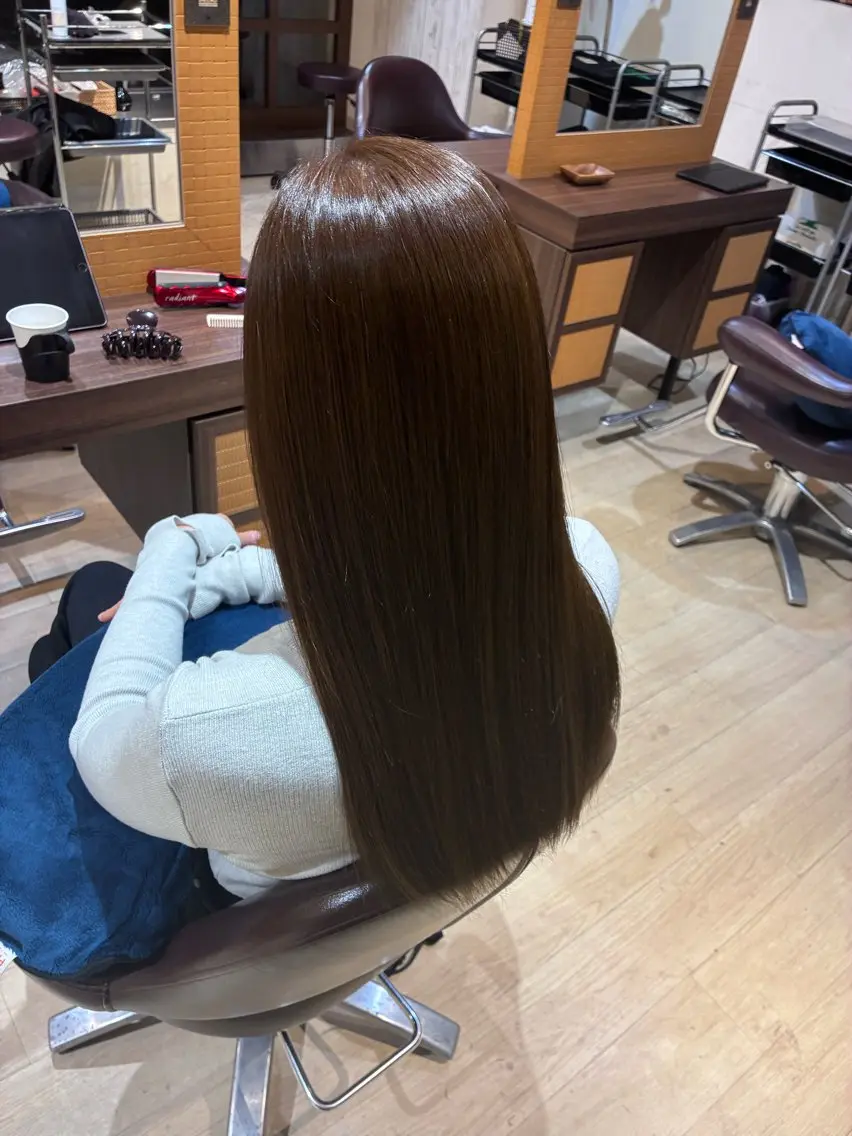 ロング ヘアカラー トリートメント Orque kazuneのヘアスタイル