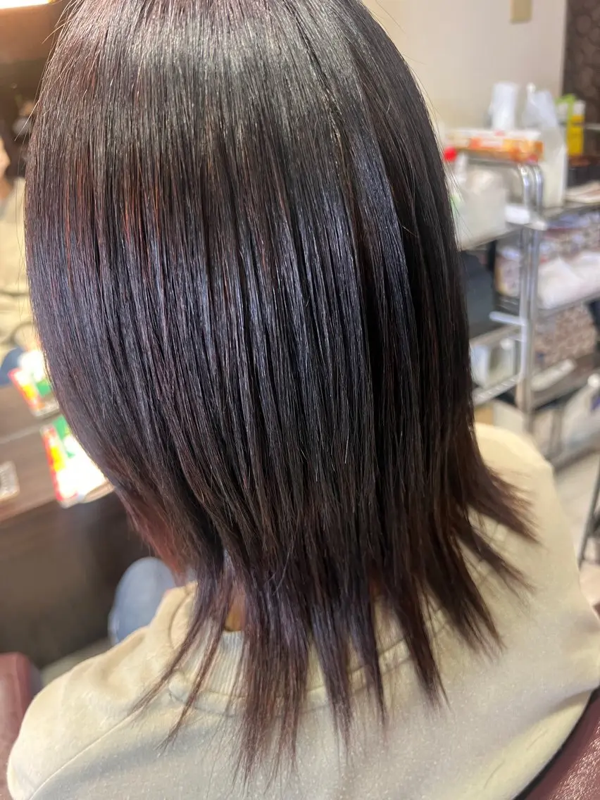 セミロング カット ヘアカラー 縮毛矯正 トリートメント 【南草津】髪質改善 ヘナカラー&縮毛矯正のヘアスタイル