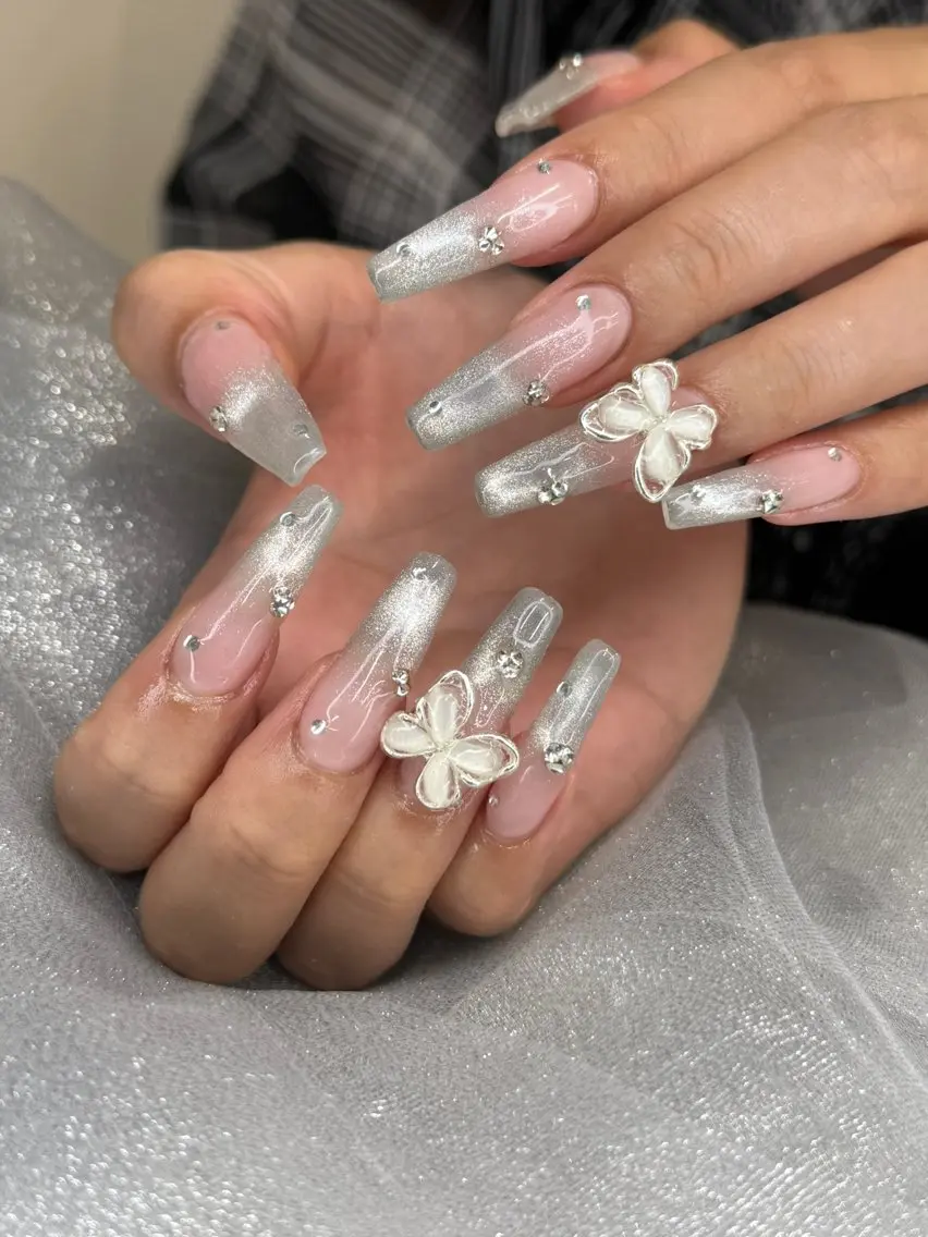 ネイル フットネイル 氷ネイル・うるうるネイル マットネイル ニュアンスネイル リボン ハンドネイル Akina Nailのネイルデザイン