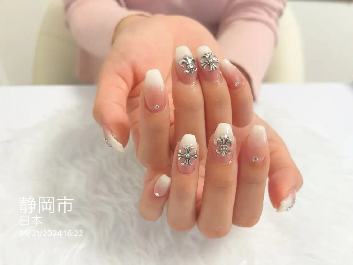 ネイル フットネイル 松永 いぶきのネイルデザイン