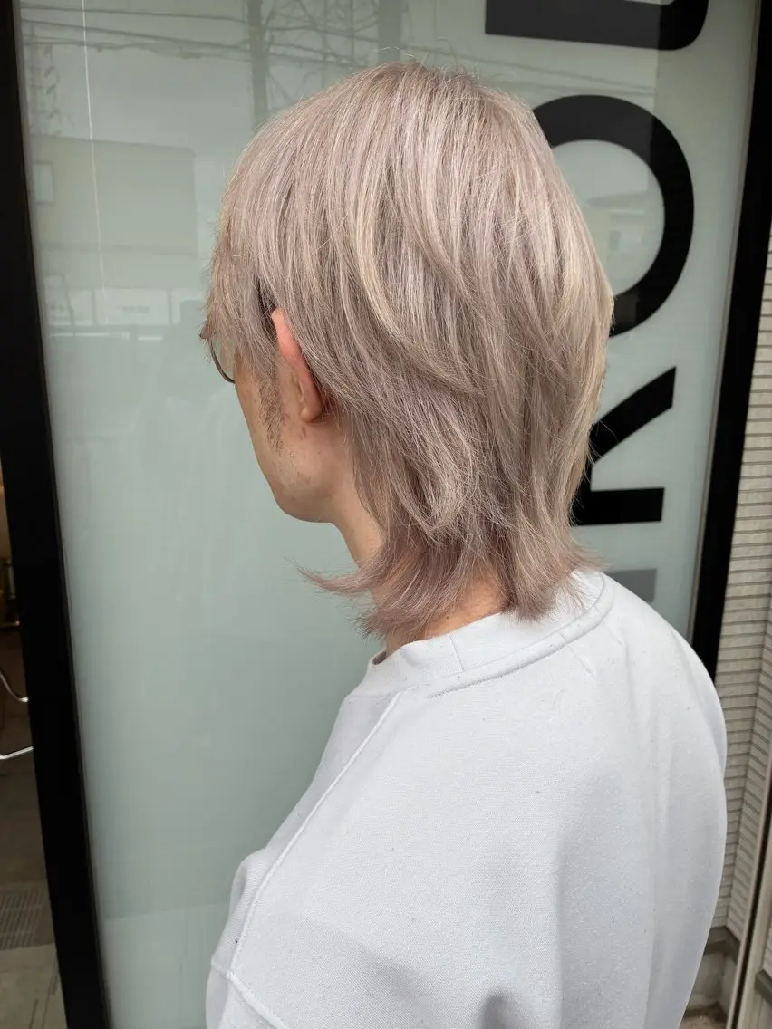ミディアム カラー ヘアカラー CoCooN Hiromiのヘアスタイル
