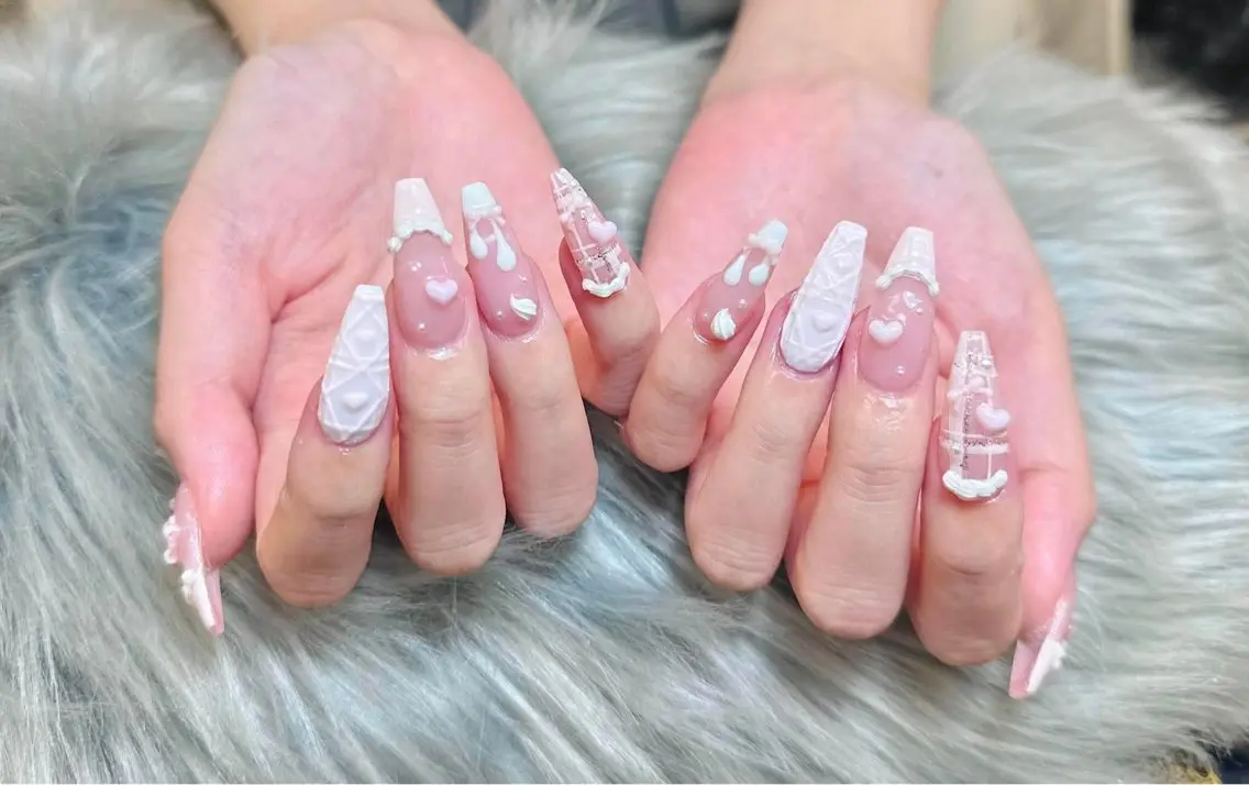 ネイル ハンドネイル ANH ゴテゴテネイルのネイルデザイン