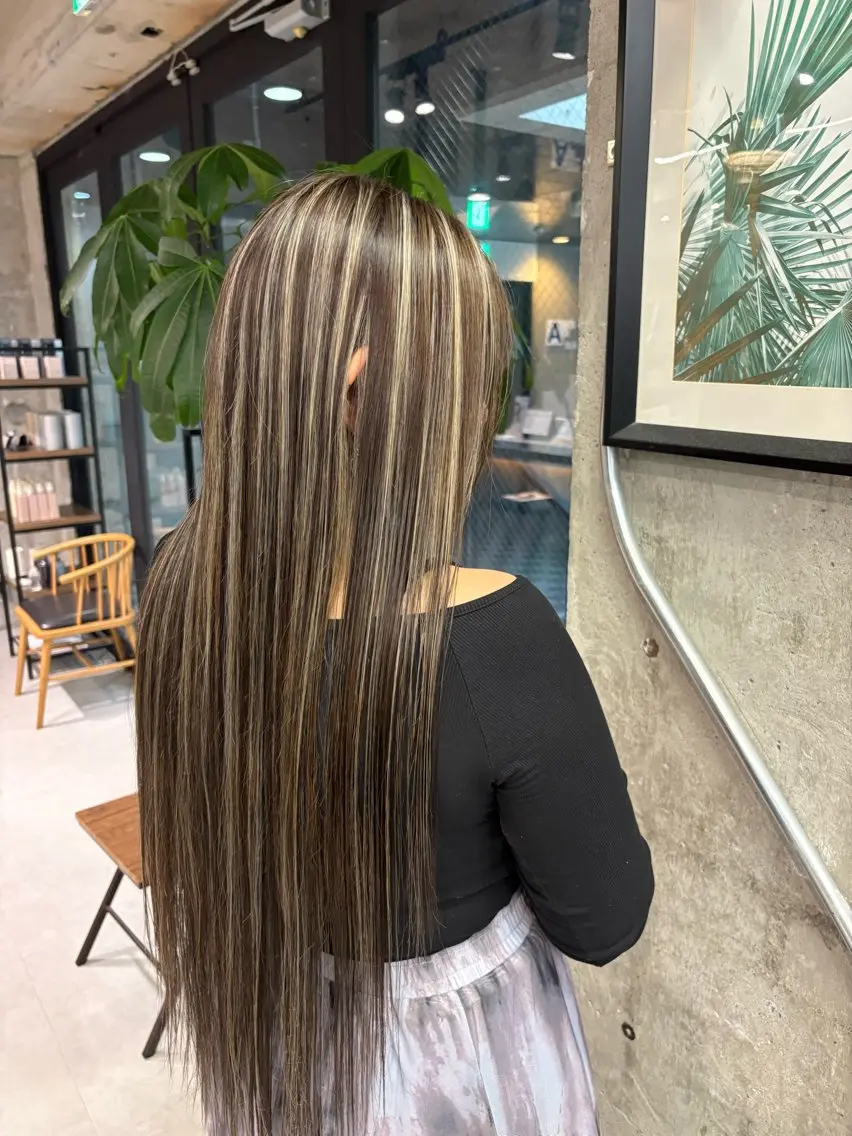 ロング カラー ヘアカラー ♡ハイライトカラー shinri♡のヘアスタイル