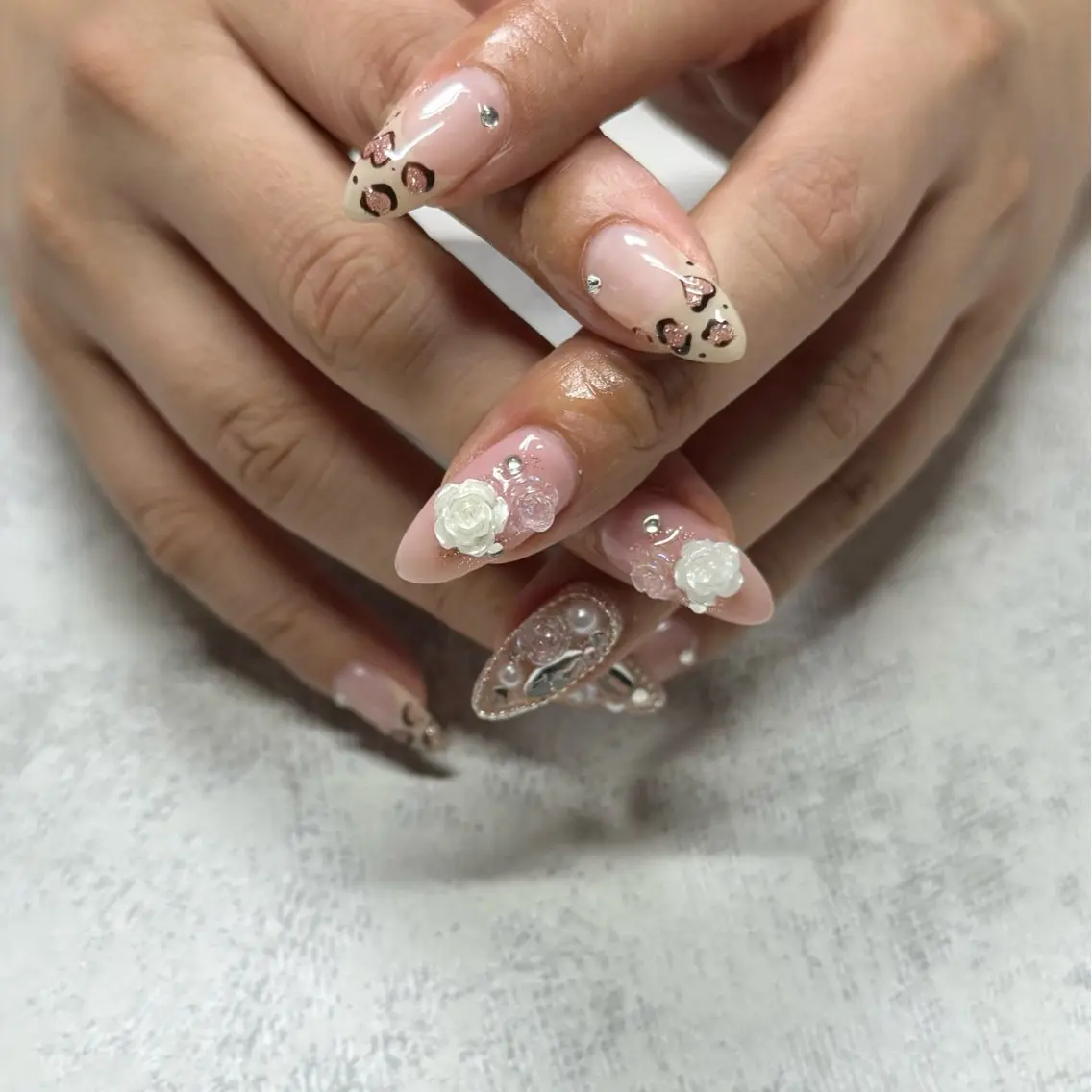 ネイル ハンドネイル 蟹井 彩花のネイルデザイン