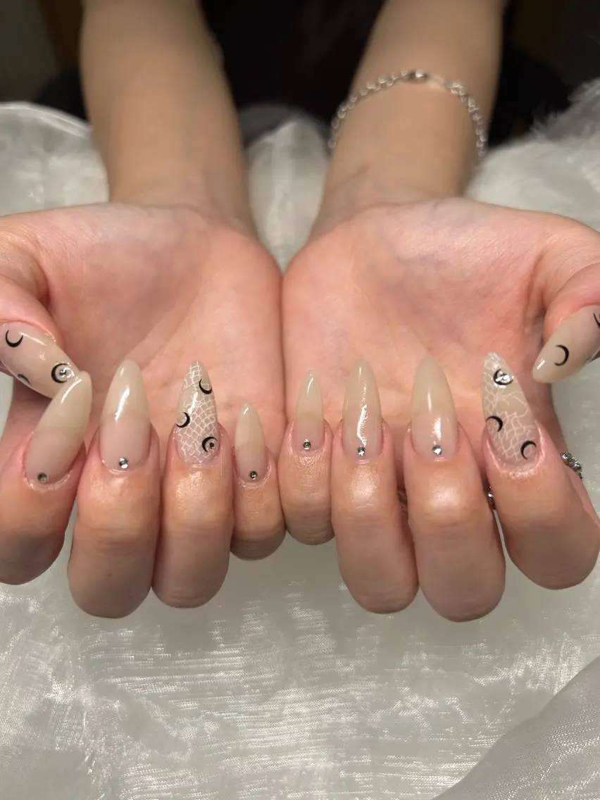 ネイル ハンドネイル N. bebeのネイルデザイン