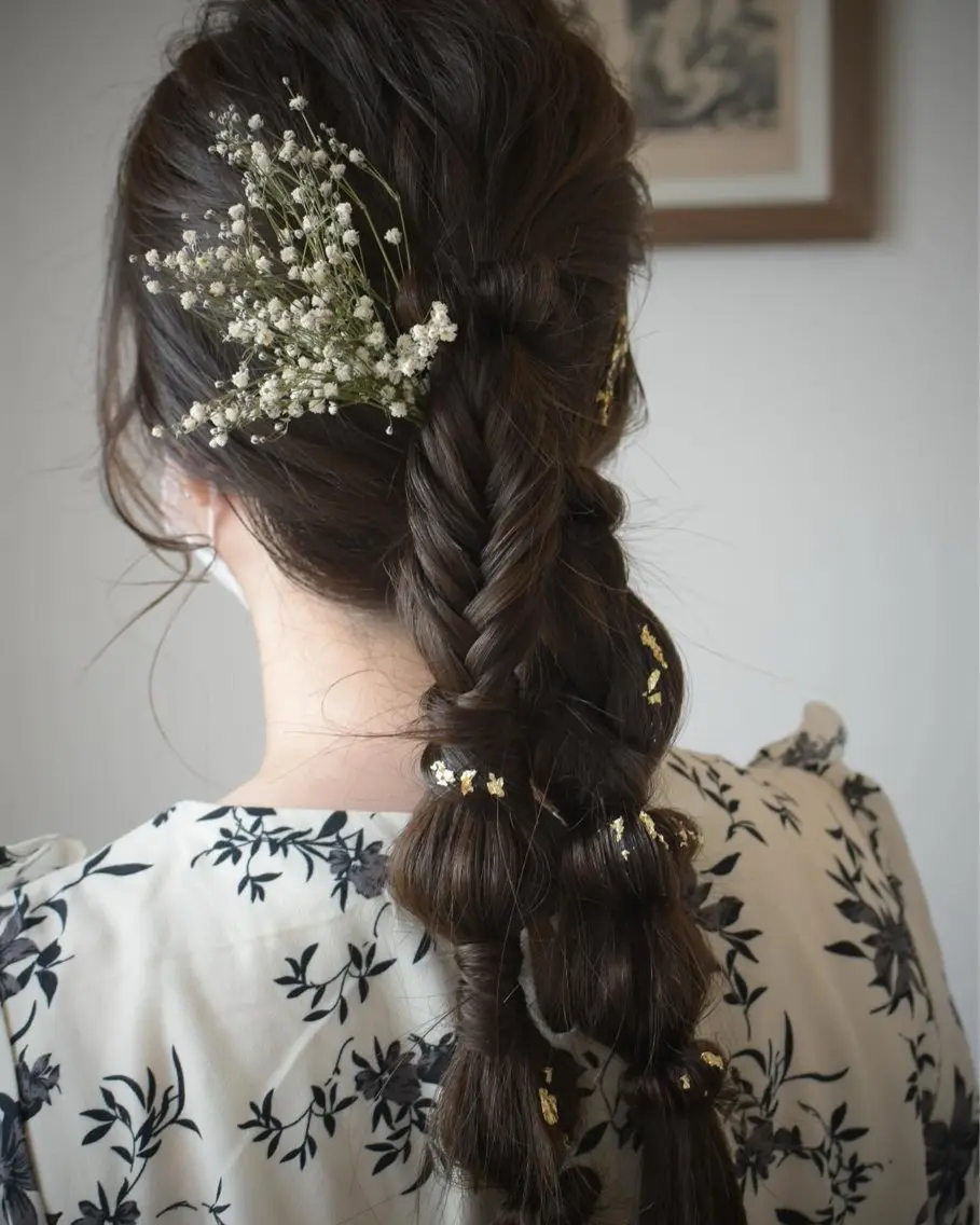 ロング ヘアアレンジ 岩村 夏姫のヘアスタイル