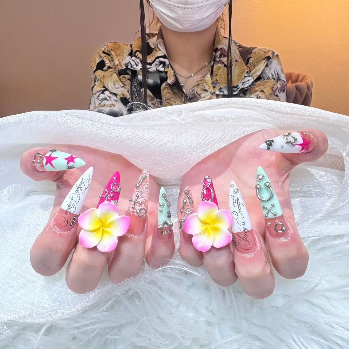 ネイル Anmi Nail Sanaのネイルデザイン