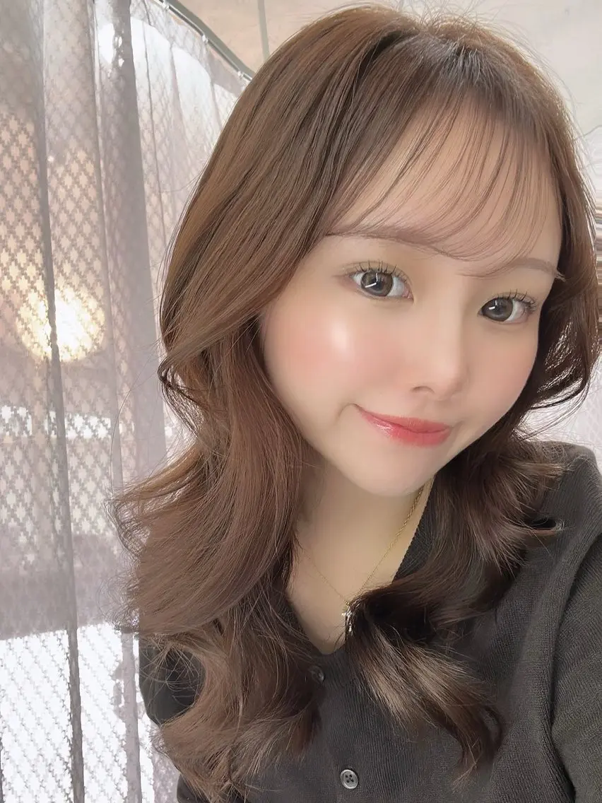 セミロング カット ヘアカラー トリートメント 韓国ヘア/レイヤー /札幌駅/二平剣士郎のヘアスタイル
