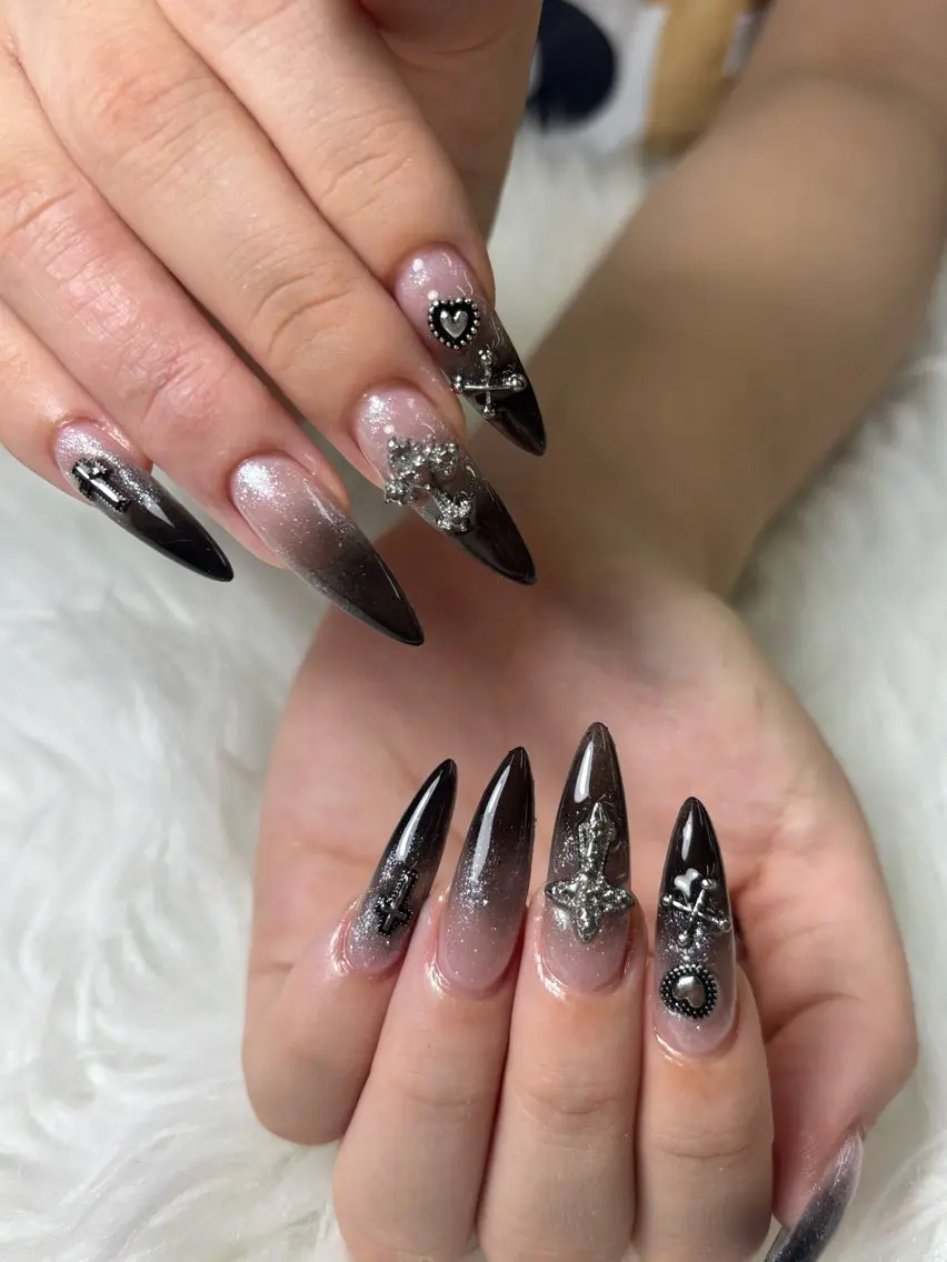 ネイル ハンドネイル King _Nail Linaのネイルデザイン