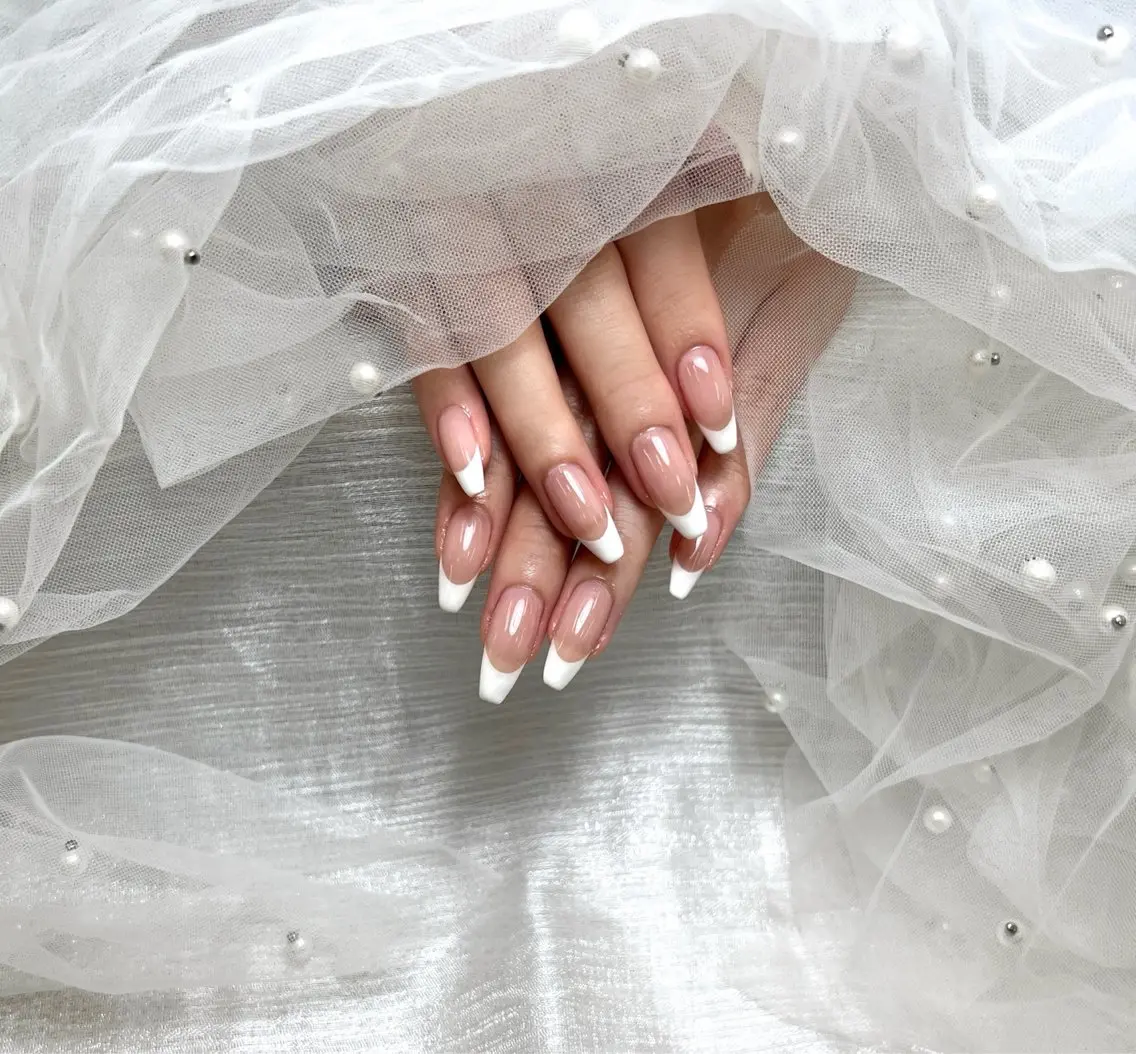 🫶🏻お得🧡ハンドネイル【新規オフ無料】💅🎶ベースあり丸いフレンチ💰6980の写真