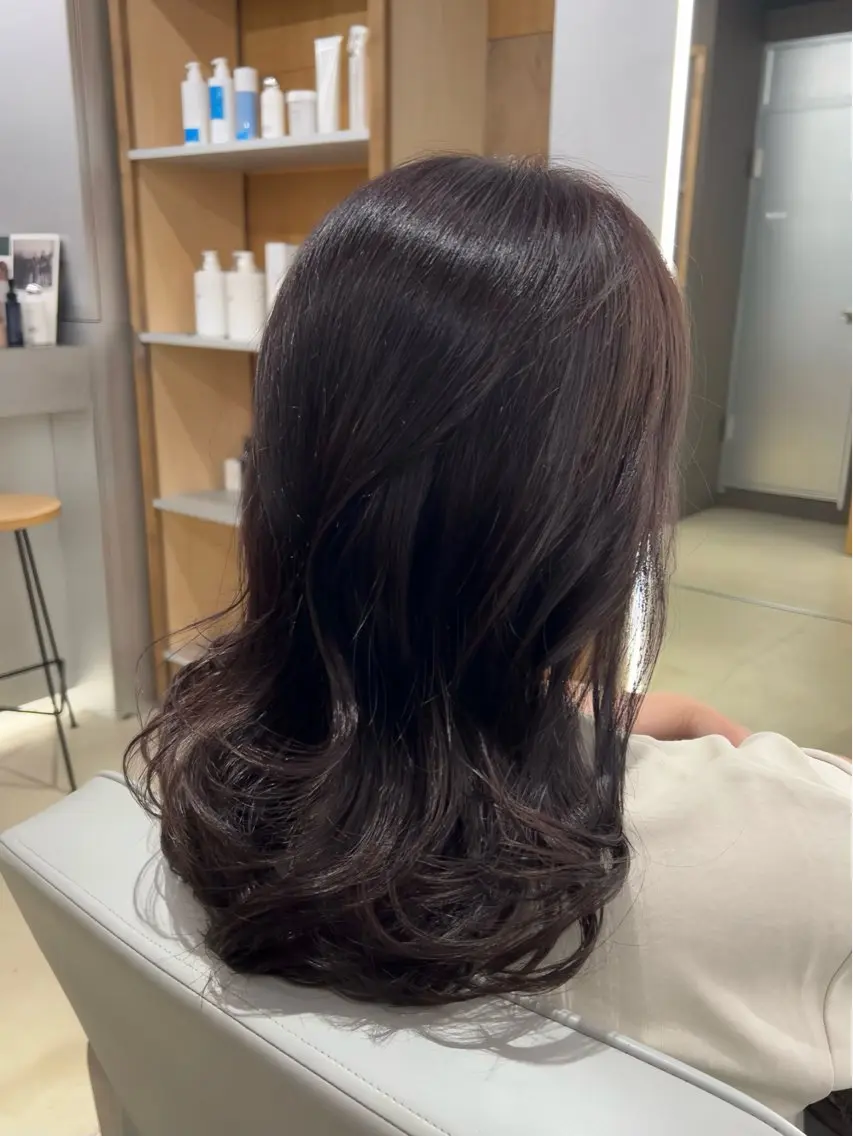 カラー ヘアカラー トリートメント 渡辺 愛里のヘアスタイル
