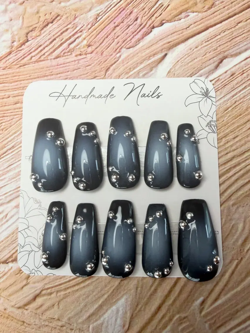ネイル ネイルチップ Nona NAILのネイルデザイン