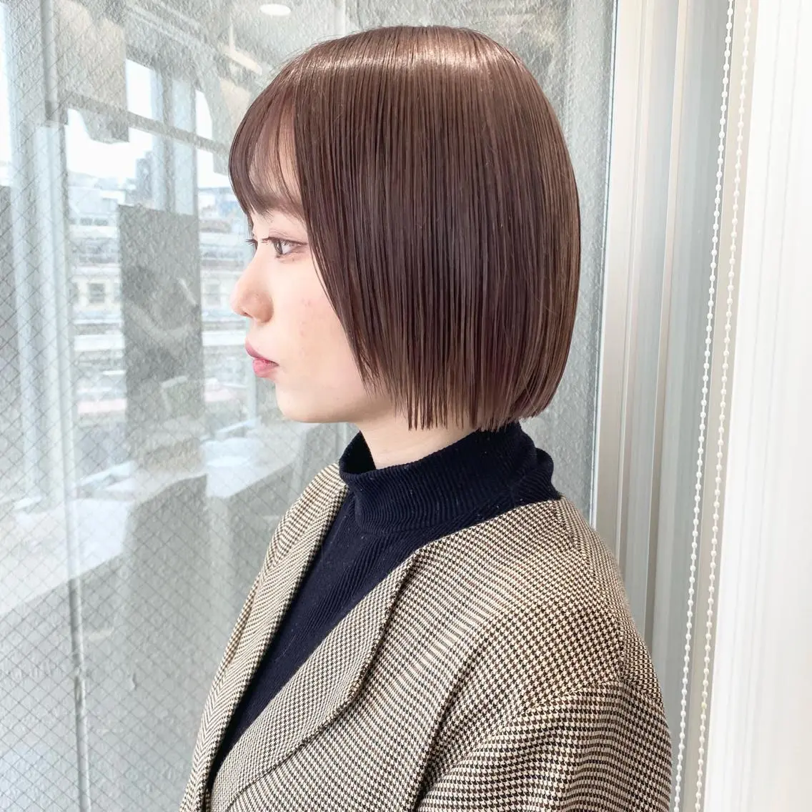 ショート カラー グレージュ ボブ ボブ・レイヤーカット 吉敷航一のヘアスタイル