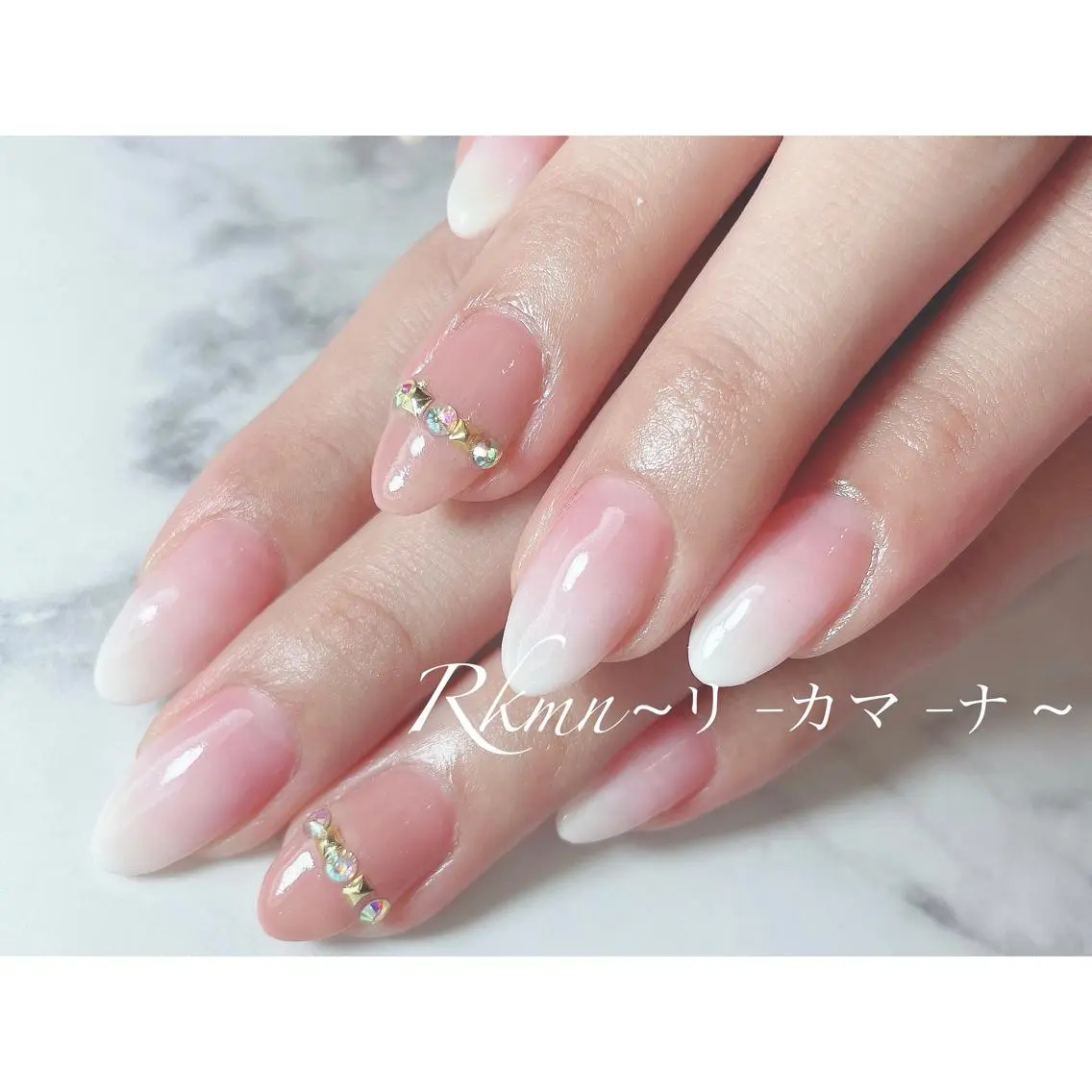 ネイル アートネイル フレンチネイル ジェルネイル グラデーション シンプルネイル ハンドネイル フットネイル ハンドケア Rkmn ~リ-カマ-ナ~のネイルデザイン