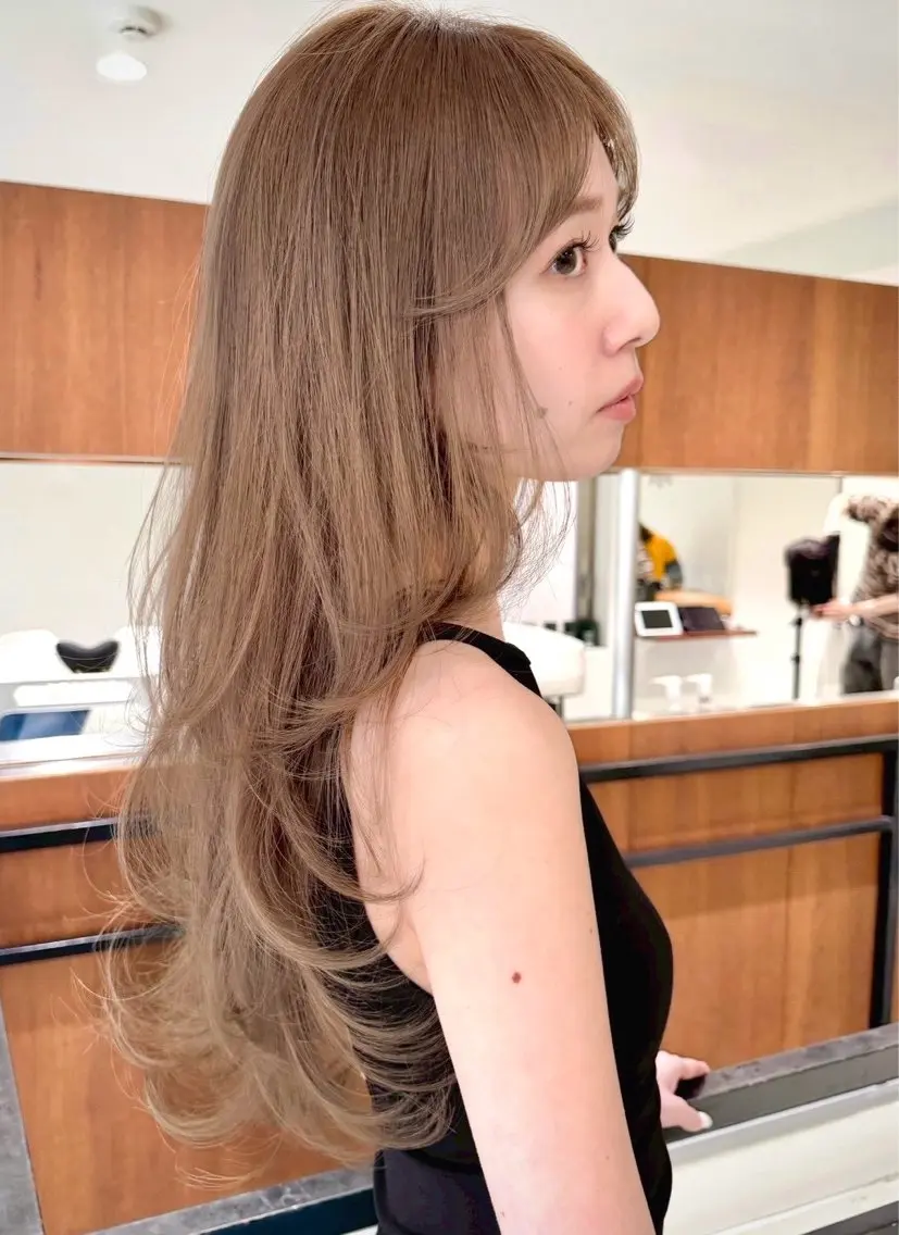 ロング レイヤーカット 小顔カット jilblanカホのヘアスタイル