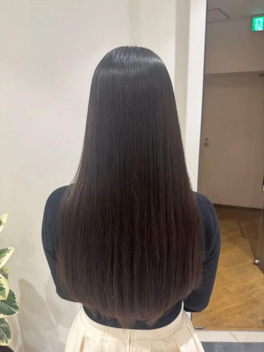 ロング カット 縮毛矯正 トリートメント 佐々木 悠安のヘアスタイル