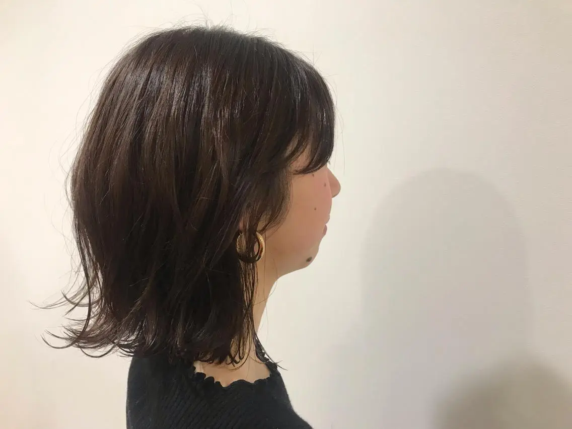 ミディアム 暖色カラー🍊 ボブ🌿顔周りcutのヘアスタイル