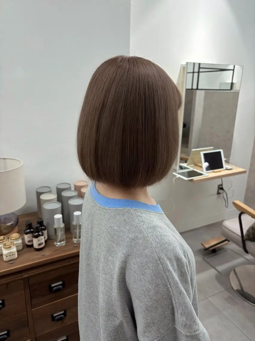 ミディアム カラー 透明感カラー 星 美羽のヘアスタイル