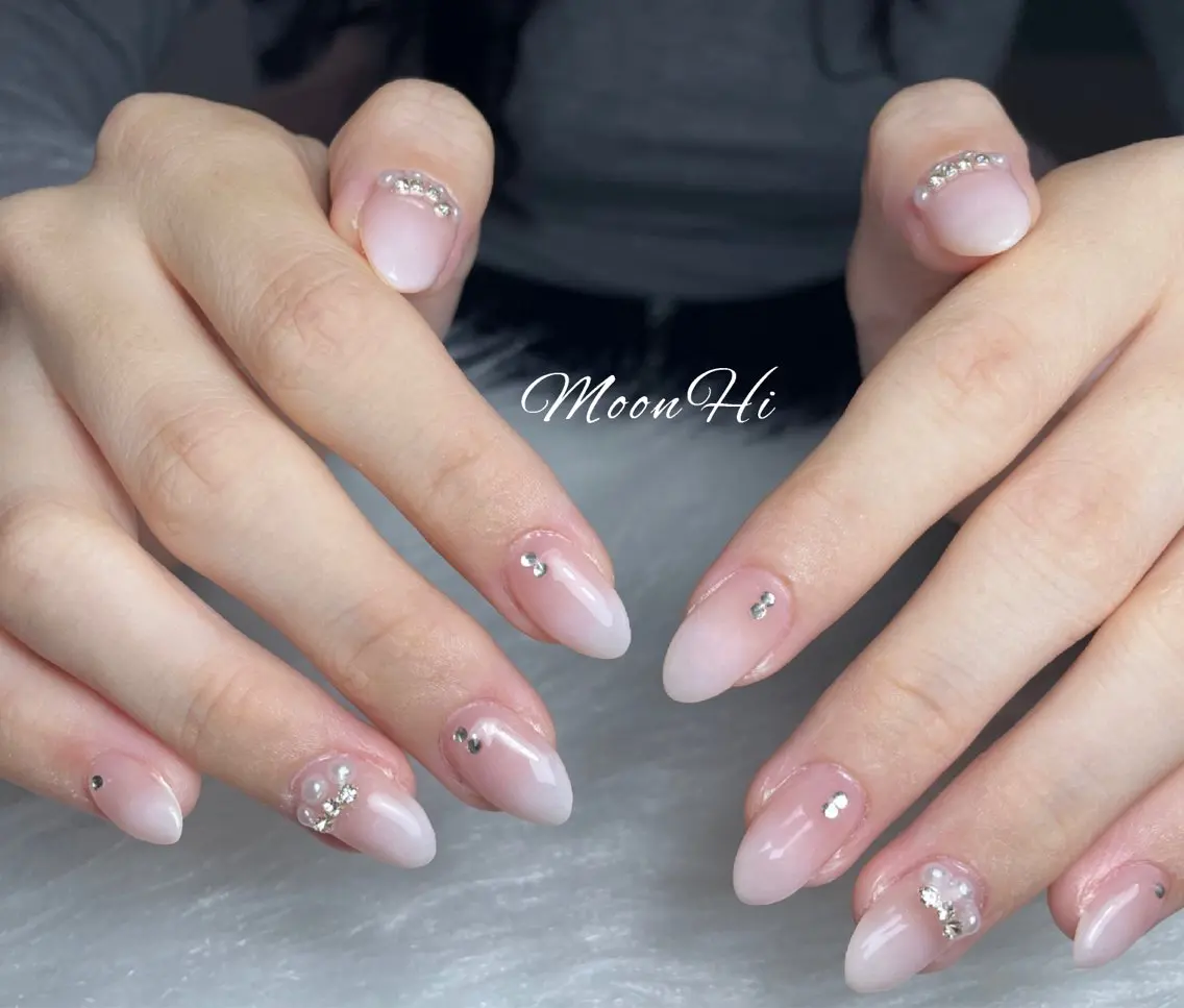 ネイル MoonHi Nail 朝霞台のネイルデザイン