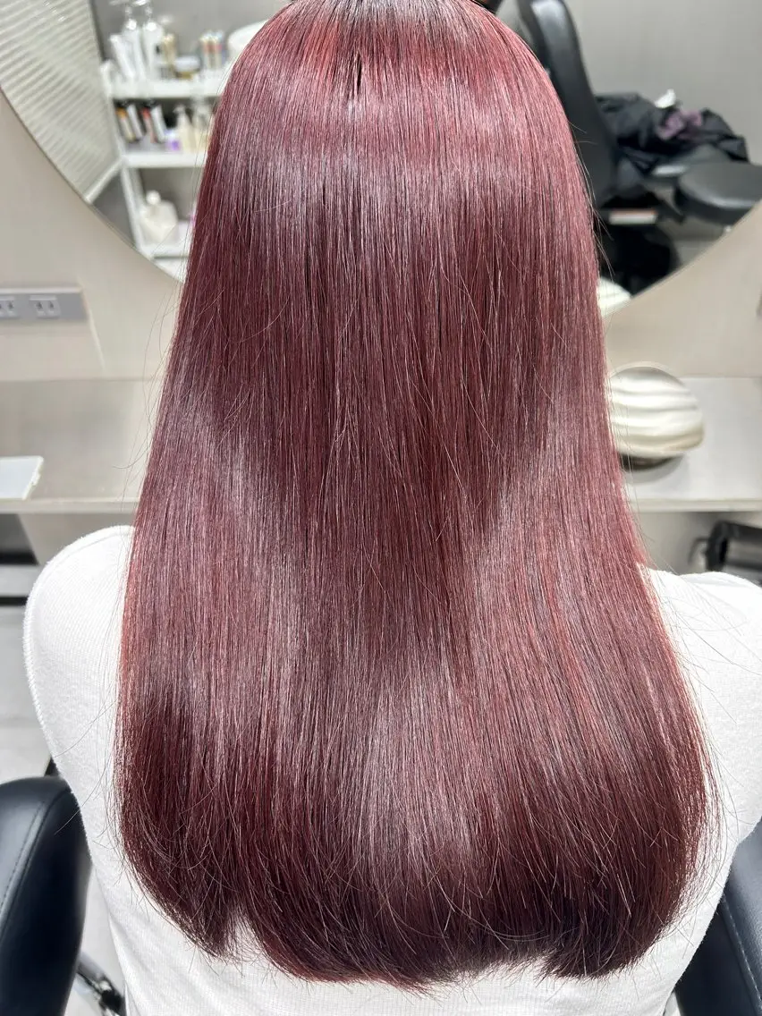セミロング ななか/艶カラー/ レイヤー/海外ヘアのその他イメージ