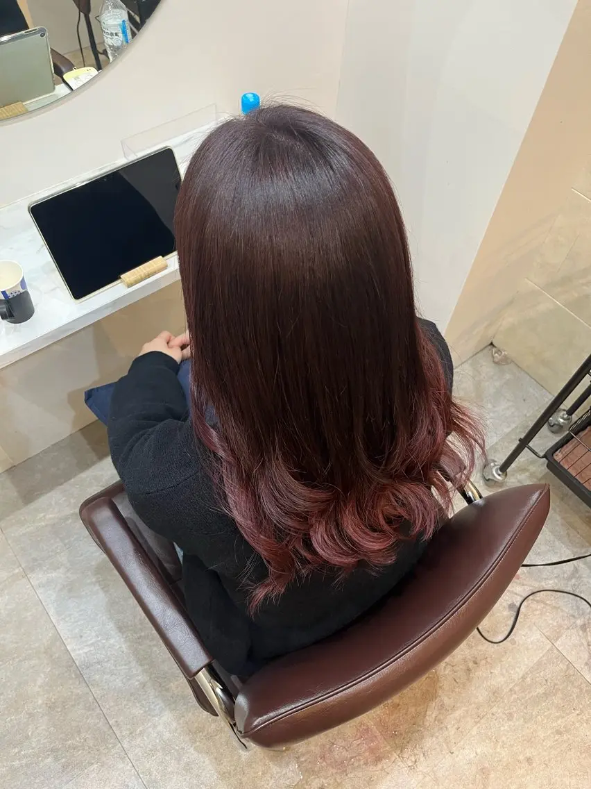ロング 【髪質改善 艶髪】 布川 莉穂のヘアスタイル