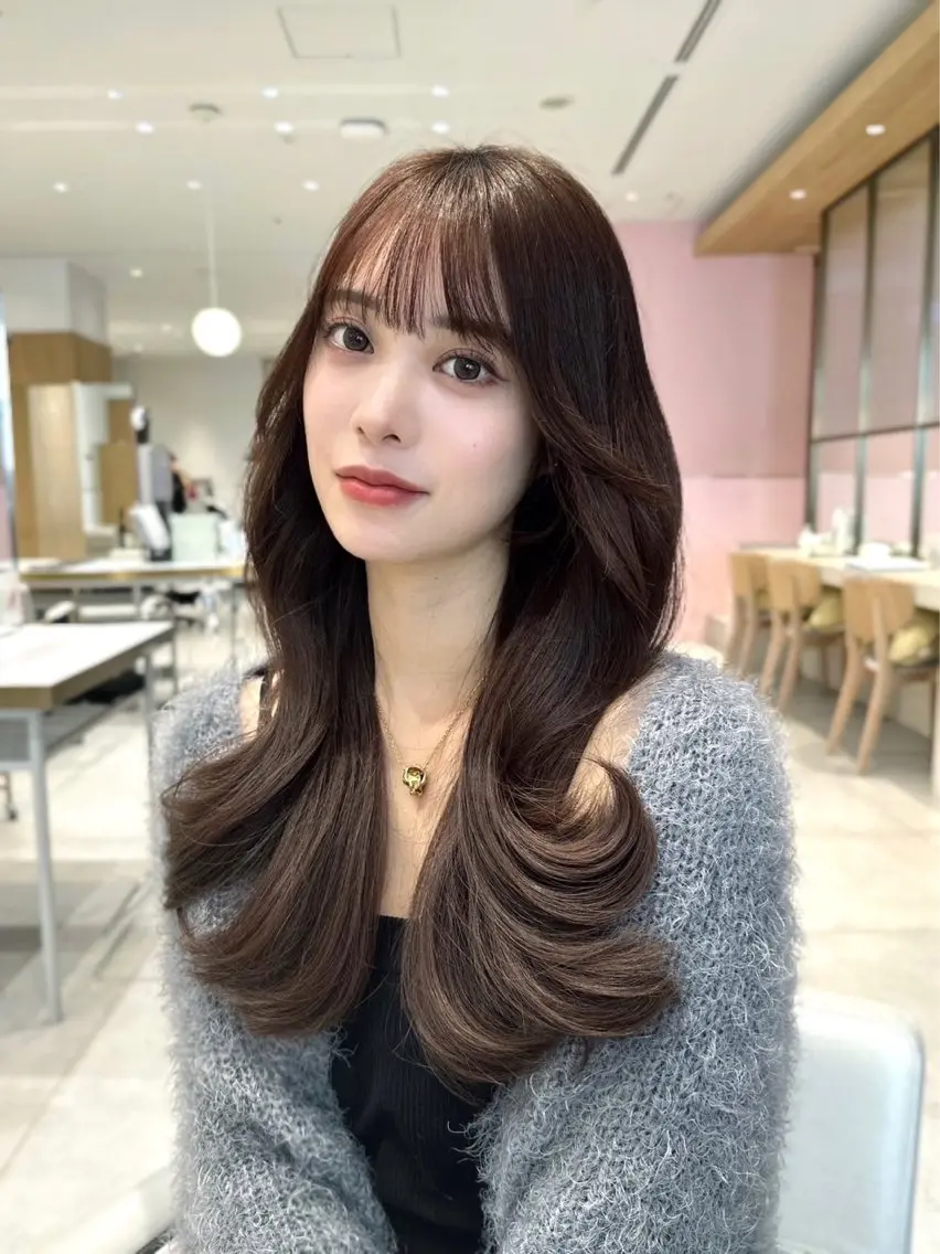 ロング カラー ヘアアレンジ 🤎小顔レイヤー /ベージュ🤎友香のヘアスタイル