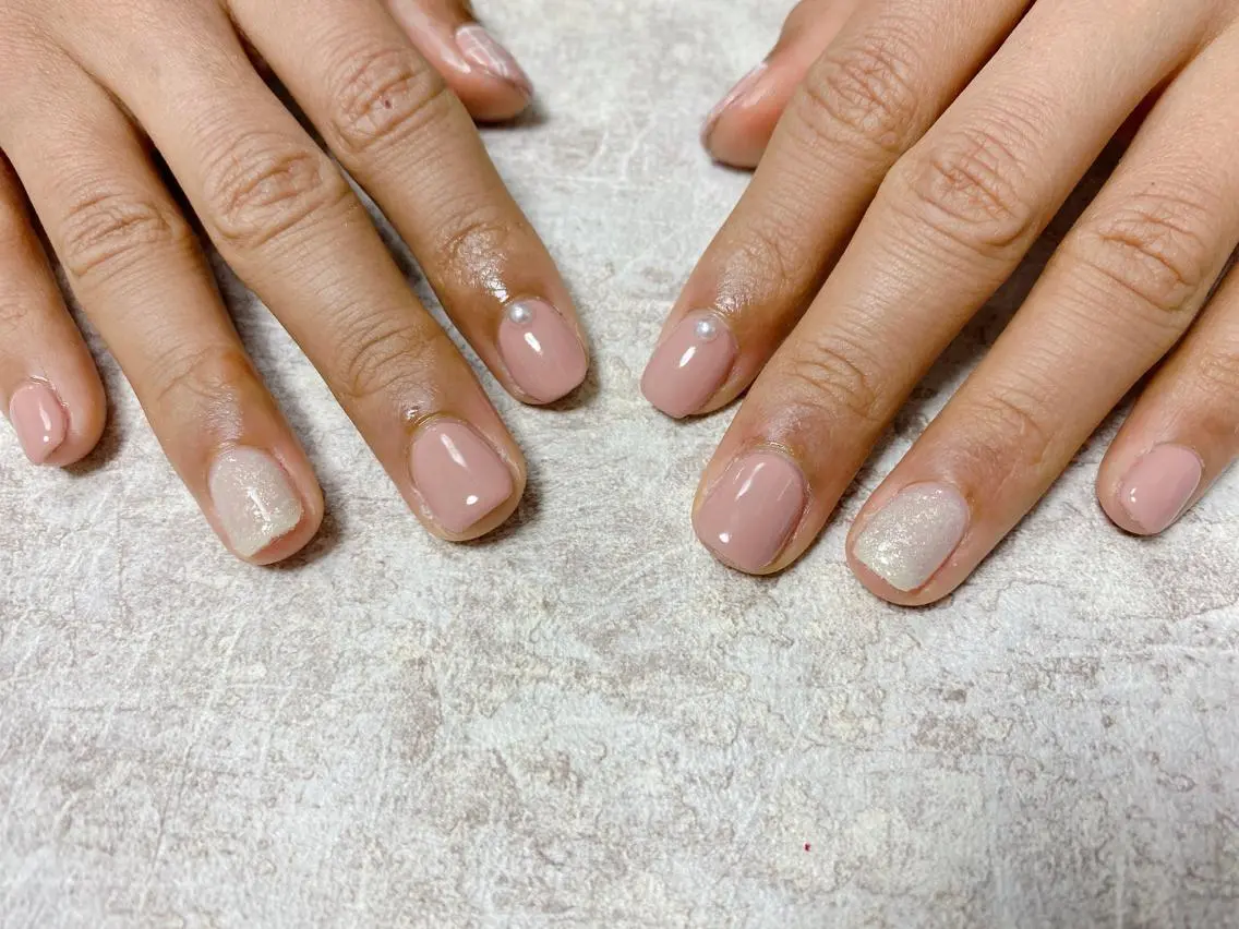 ネイル ハンドネイル mogunail &blowのネイルデザイン