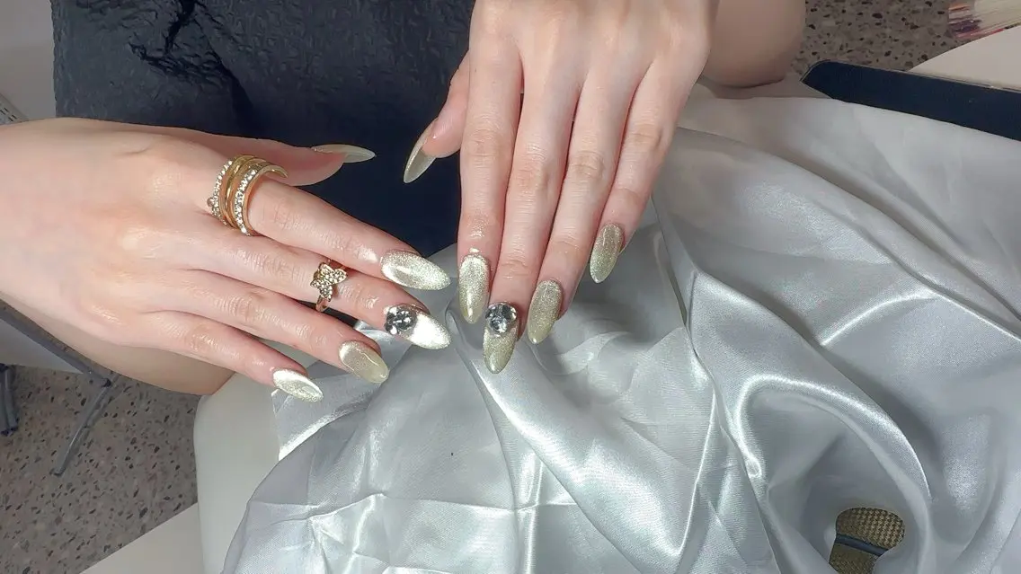 ネイル ハンドネイル HANA NAILのネイルデザイン