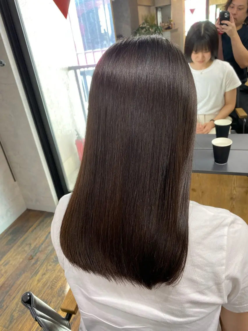 セミロング トリートメント 髪質改善/レイヤー カット手塚奨のヘアスタイル